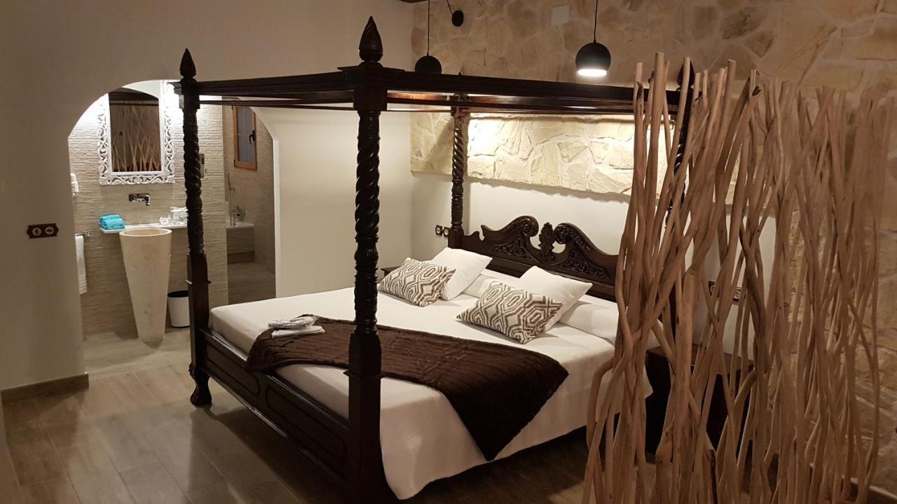 Artmonia Hotel Castalla Eksteriør billede